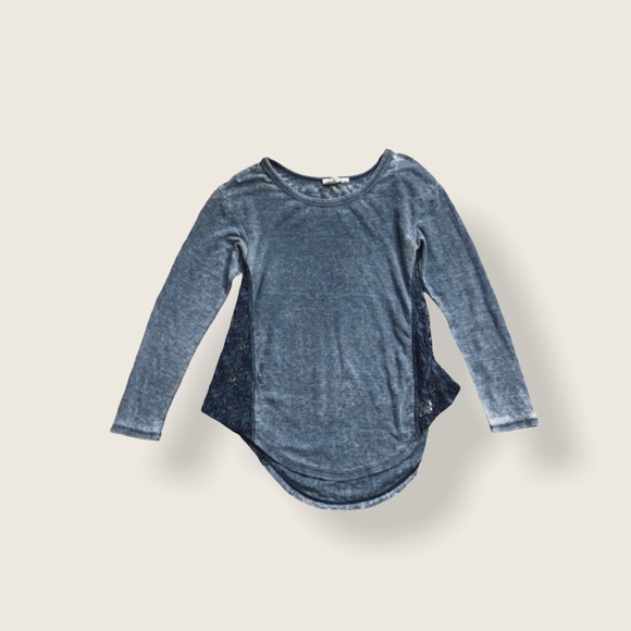 White Crow | (XS) Scoop Neck Tee Dusty Blue Lace - Picture 1 of 6